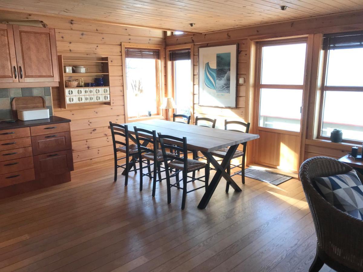 Seaside 3-Bedroom House Svelgen エクステリア 写真