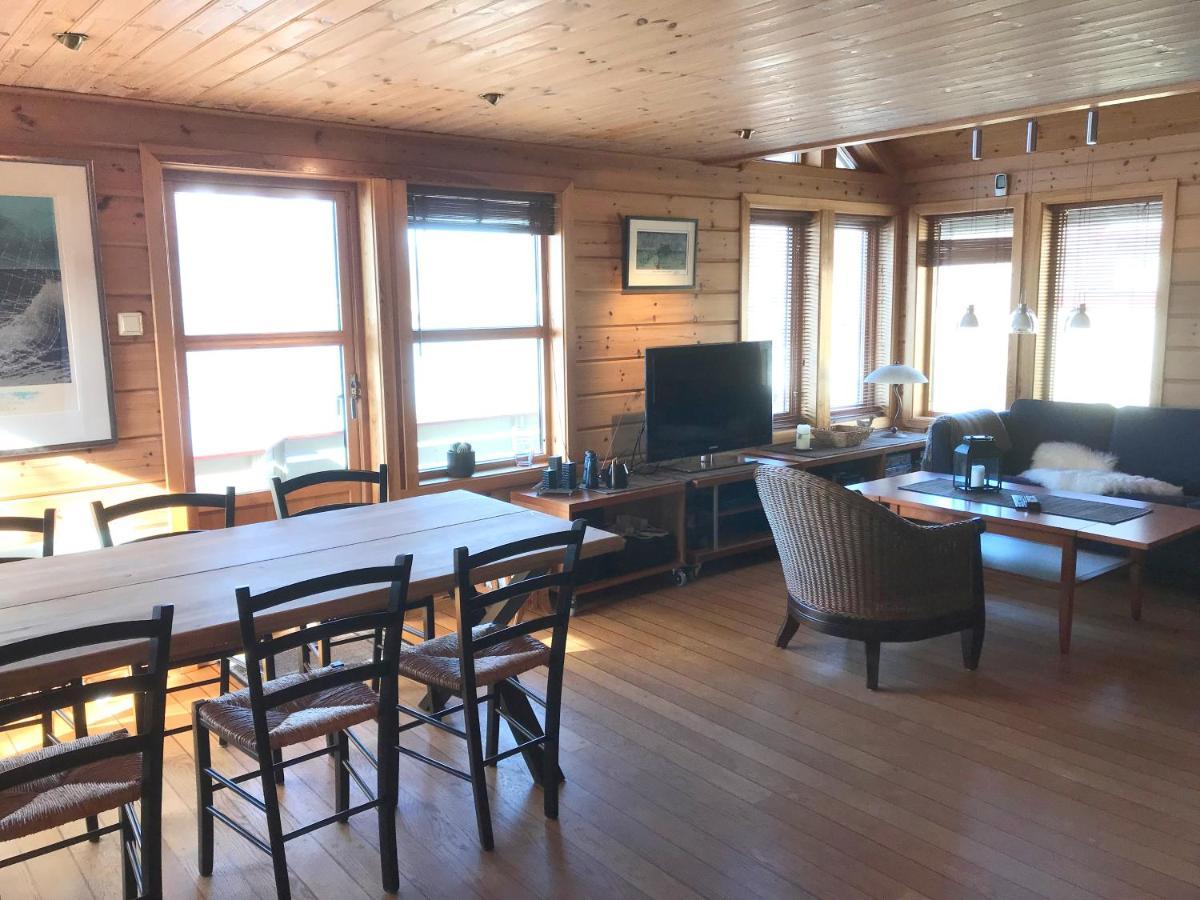 Seaside 3-Bedroom House Svelgen エクステリア 写真